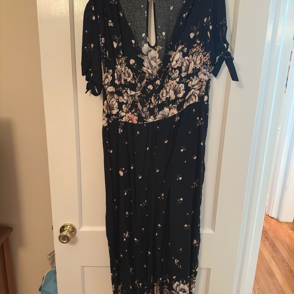 Floral V-Neck Black & Pink Jumpsuit